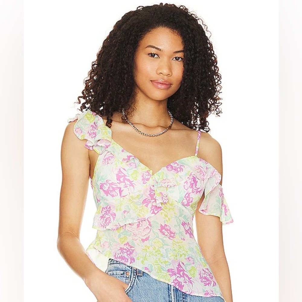 MAJORELLE Summer Top in Pink
Summer Fling